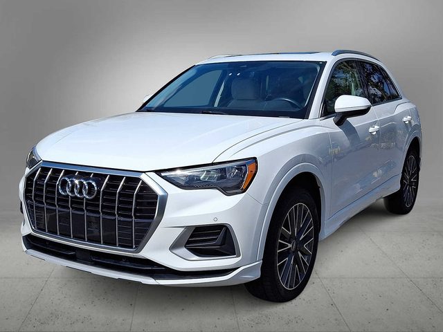 2022 Audi Q3 Premium AWD photo