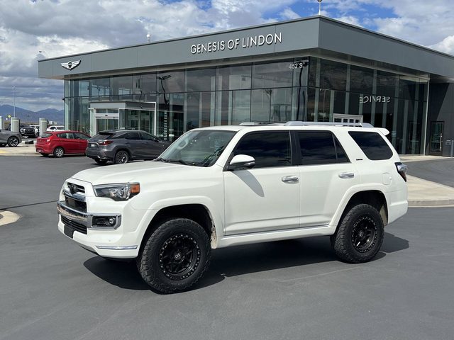 2022 Toyota 4Runner Limited 4WD photo