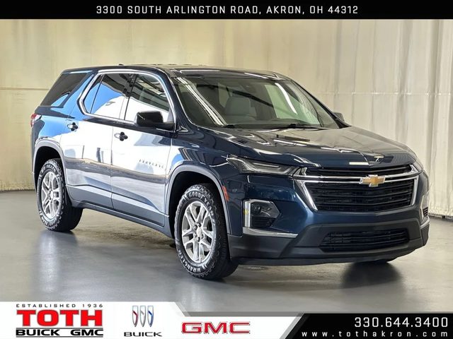 2022 Chevrolet Traverse LS FWD photo