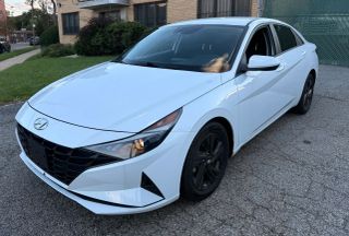 2022 Hyundai Elantra SEL FWD photo