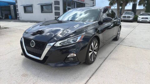 2021 Nissan Altima 2.5 SL FWD photo