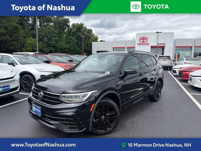 2022 Volkswagen Tiguan SE R-Line Black AWD photo