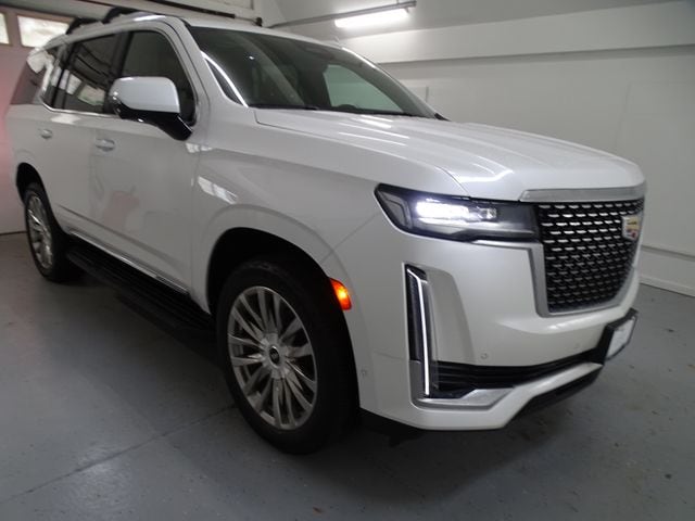 2022 Cadillac Escalade Premium Luxury 4WD photo