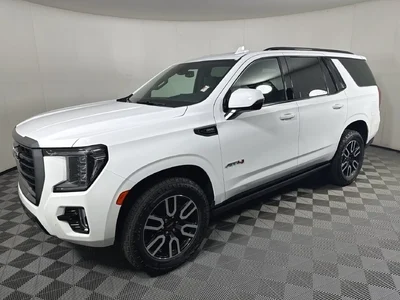 2022 GMC Yukon AT4 4WD photo