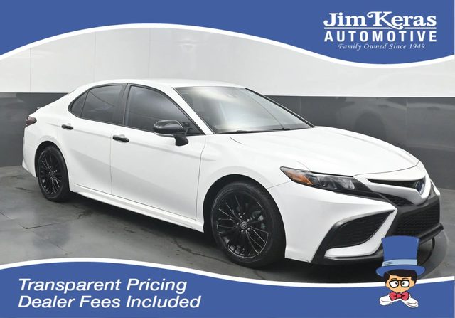 2022 Toyota Camry Hybrid Nightshade FWD photo