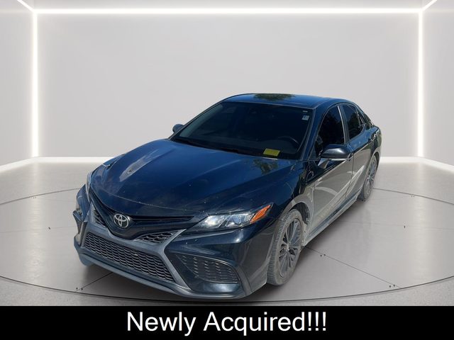 2022 Toyota Camry SE Nightshade AWD photo