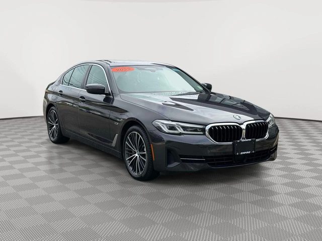 2022 BMW 5 Series 530e xDrive AWD photo