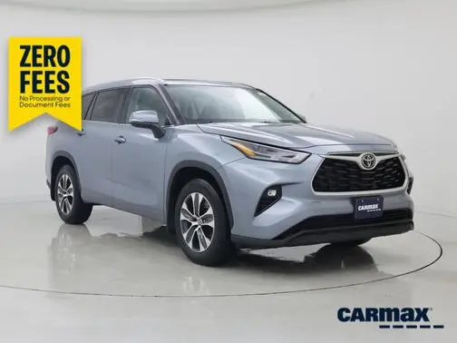 2022 Toyota Highlander XLE AWD photo
