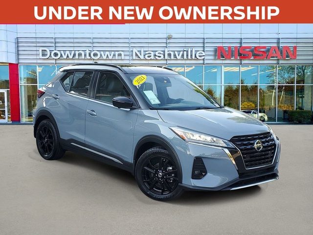 2021 Nissan Kicks SR FWD photo