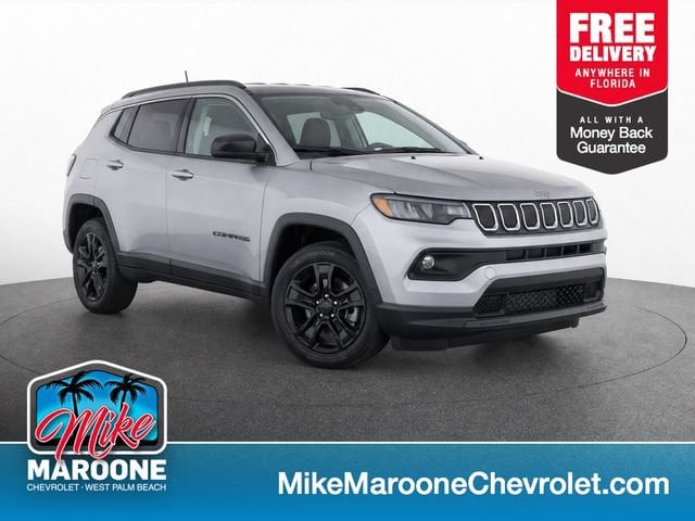 2022 Jeep Compass Latitude 4WD photo