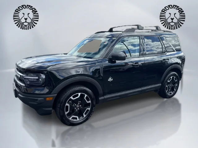 2021 Ford Bronco Sport Outer Banks 4WD photo
