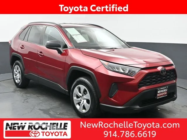 2021 Toyota RAV4 LE AWD photo