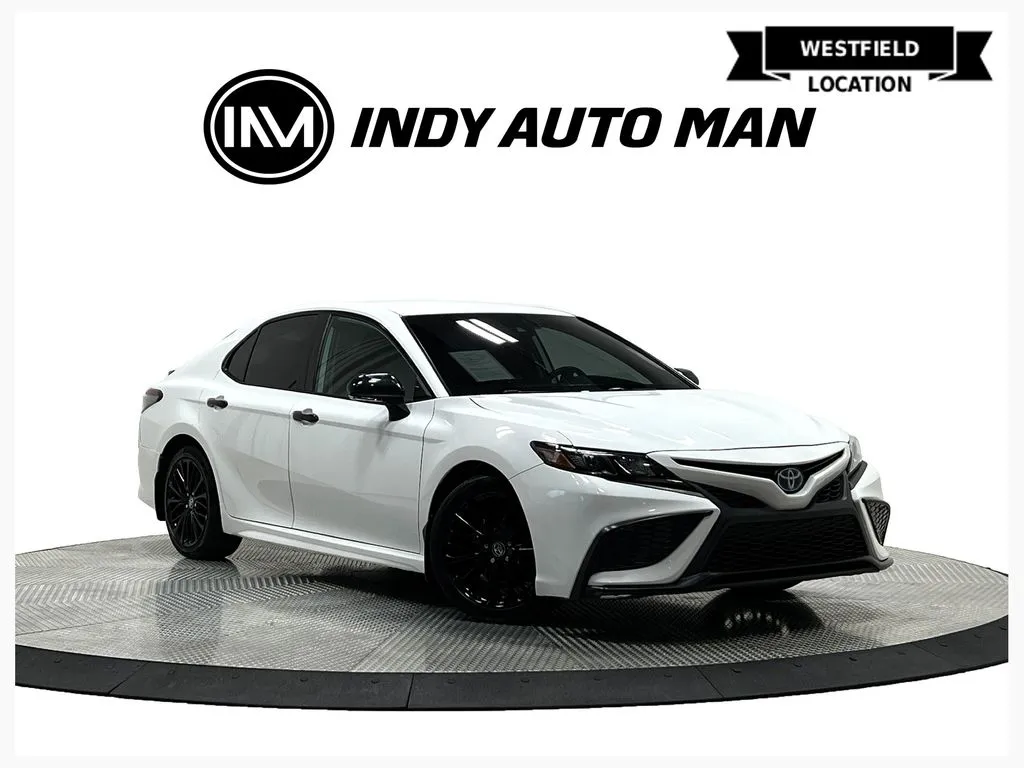 2022 Toyota Camry Hybrid Nightshade FWD photo