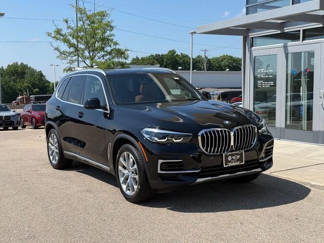 2022 BMW X5 xDrive40i AWD photo