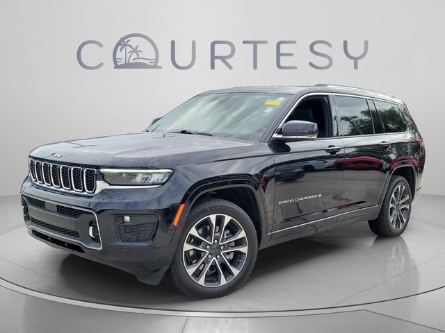 2021 Jeep Grand Cherokee L Overland 4WD photo