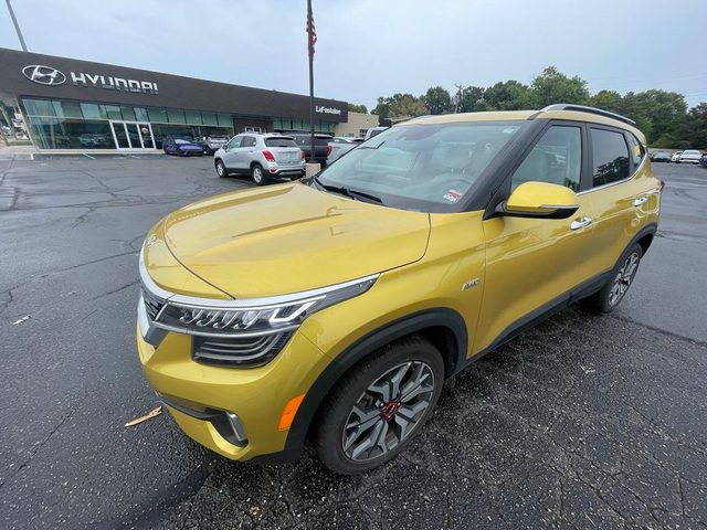 2022 Kia Seltos SX AWD photo