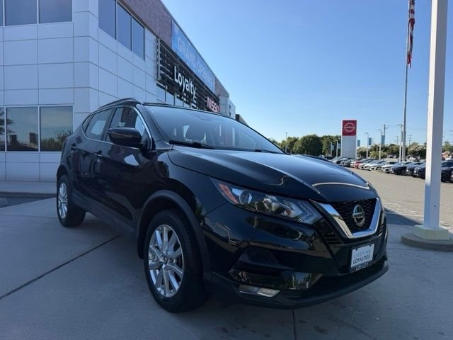 2021 Nissan Rogue Sport SV FWD photo