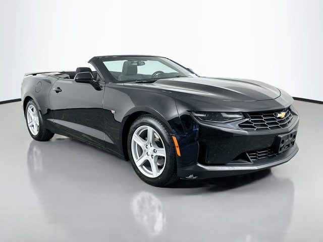 2020 Chevrolet Camaro 1LT RWD photo
