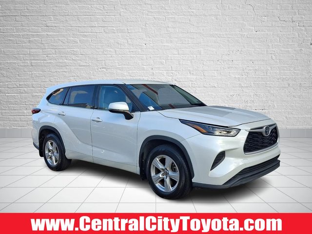 2022 Toyota Highlander L AWD photo