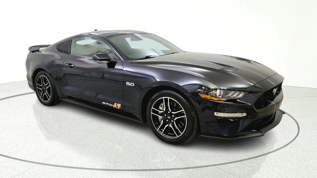 2021 Ford Mustang GT RWD photo