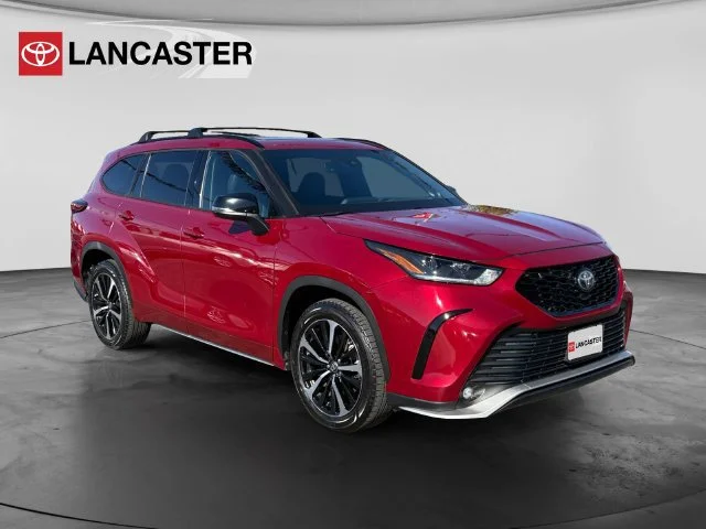 2022 Toyota Highlander XSE AWD photo