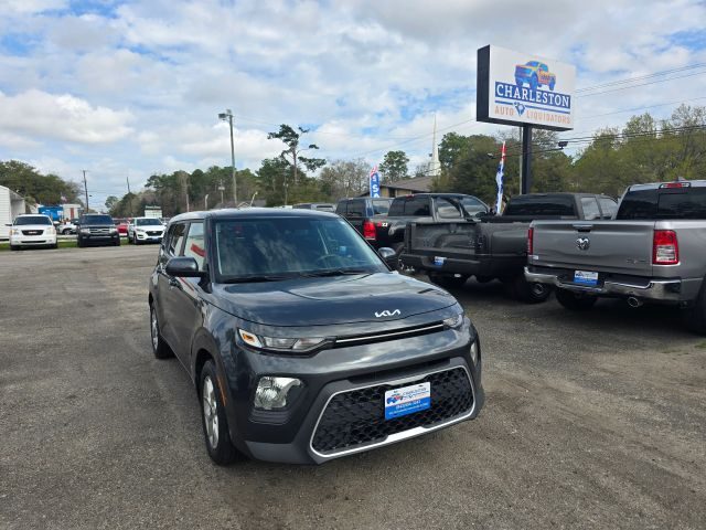 2022 Kia Soul LX FWD photo