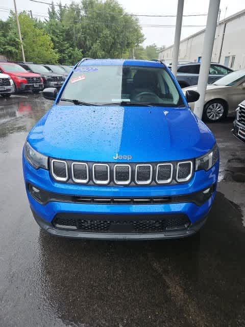 2022 Jeep Compass Latitude 4WD photo