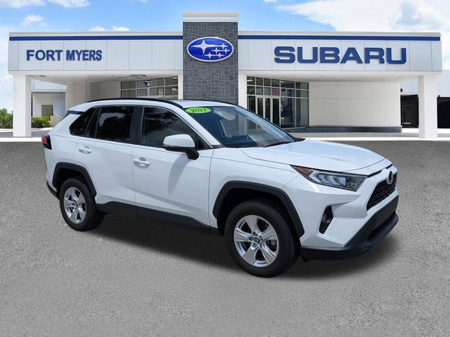 2021 Toyota RAV4 XLE FWD photo