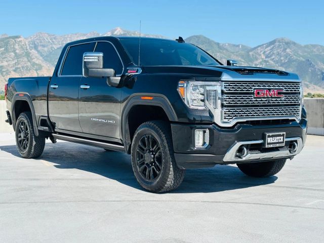 2022 GMC Sierra 2500HD Denali 4WD photo