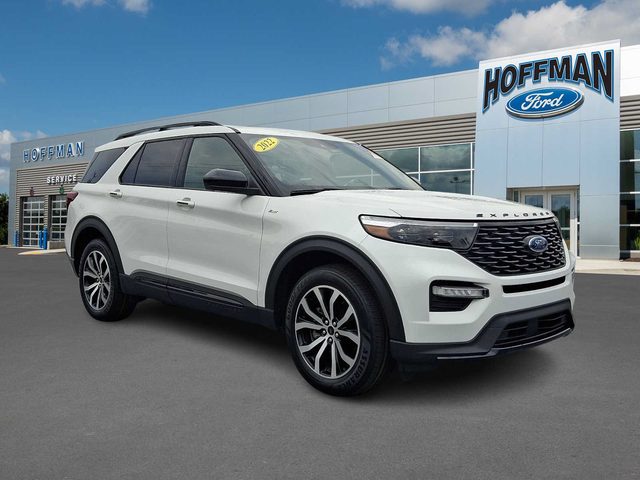 2022 Ford Explorer ST-Line 4WD photo