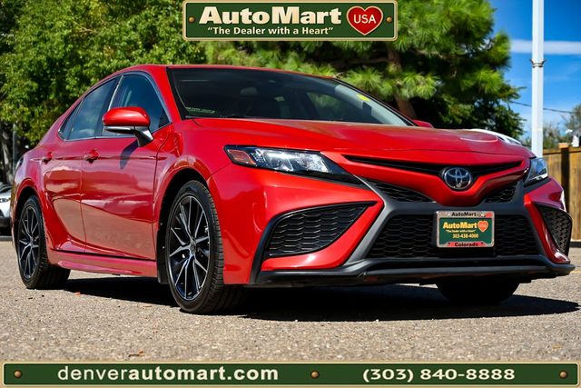 2022 Toyota Camry SE AWD photo
