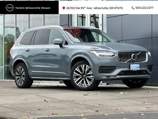 2022 Volvo XC90 Momentum AWD photo