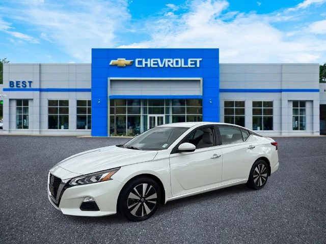 2021 Nissan Altima 2.5 SV FWD photo