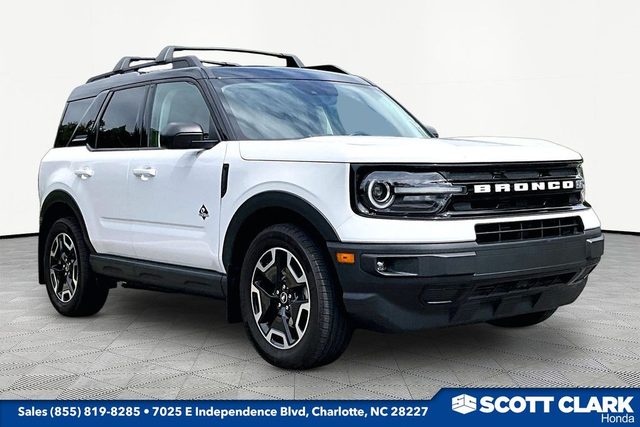 2021 Ford Bronco Sport Outer Banks 4WD photo