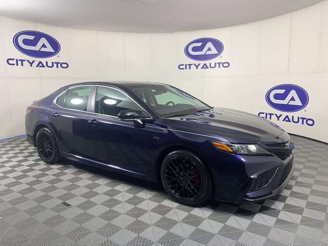 2022 Toyota Camry SE FWD photo
