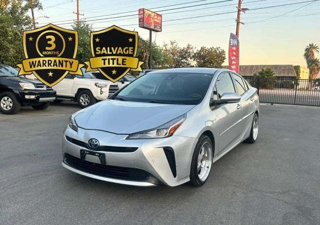 2022 Toyota Prius LE FWD photo