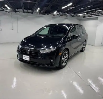2022 Honda Odyssey Touring FWD photo