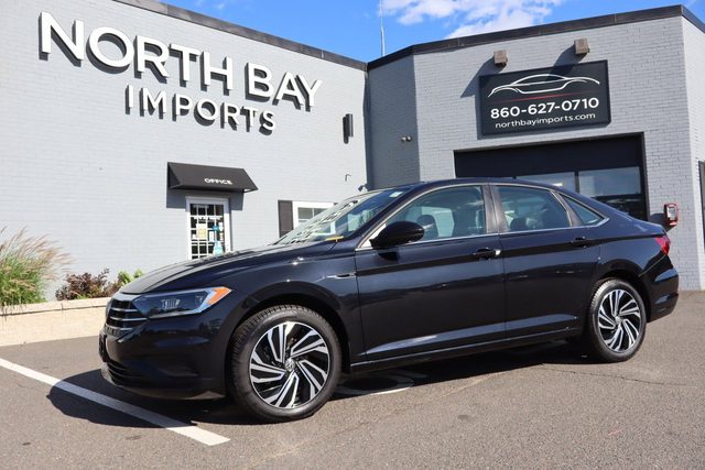 2021 Volkswagen Jetta SEL FWD photo
