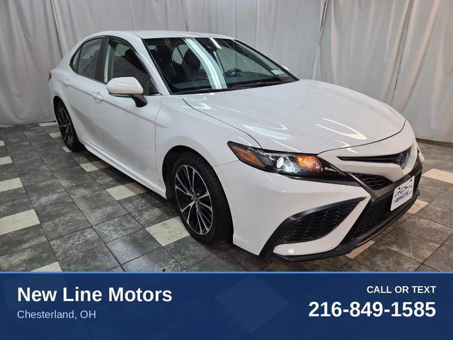 2022 Toyota Camry SE FWD photo
