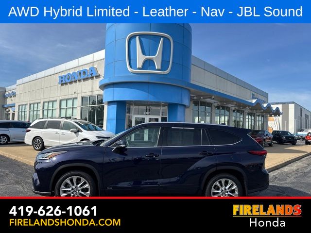 2022 Toyota Highlander Hybrid Limited AWD photo