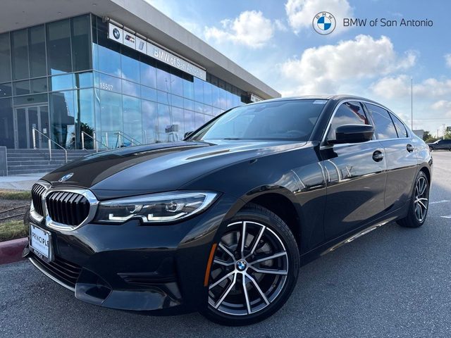 2022 BMW 3 Series 330i RWD photo