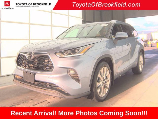2022 Toyota Highlander Limited AWD photo