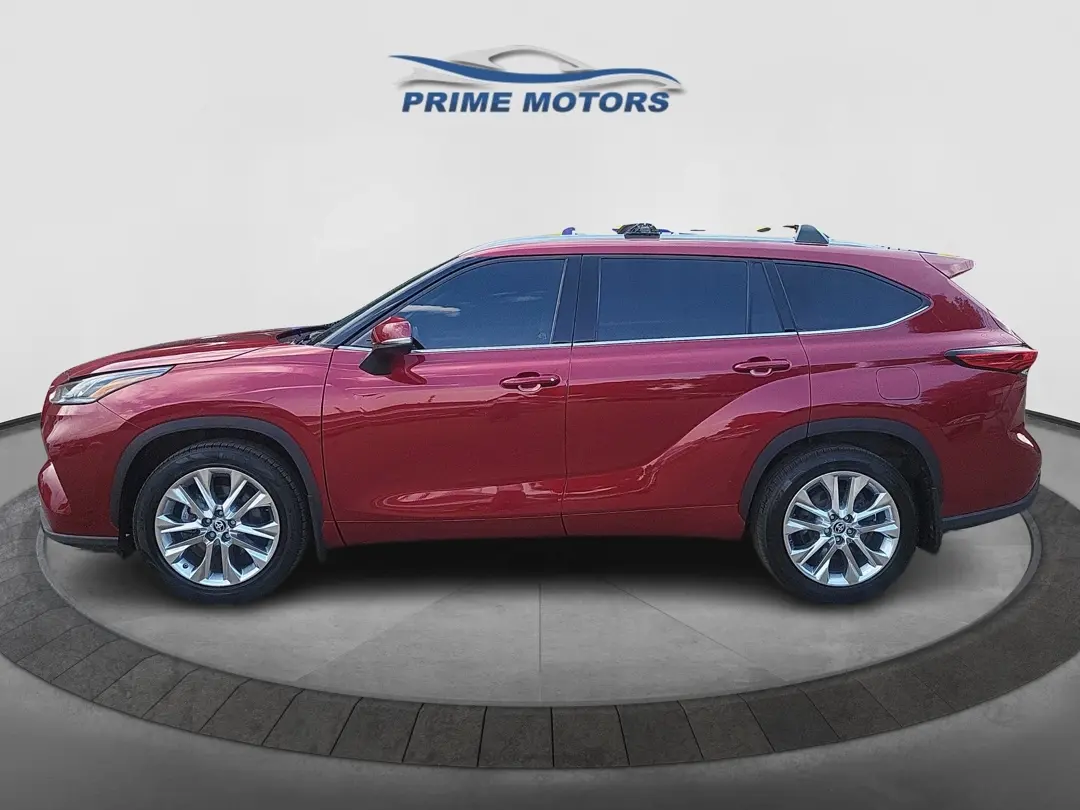 2022 Toyota Highlander Limited AWD photo