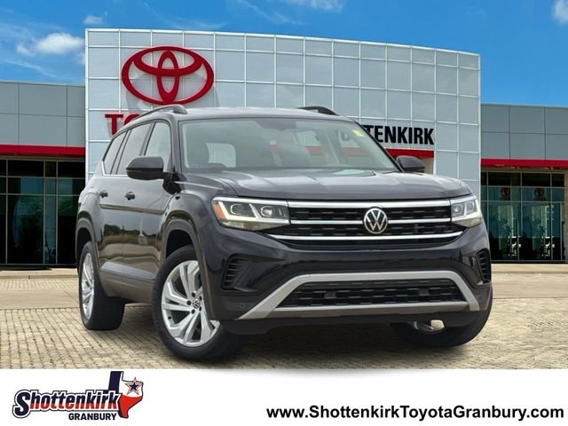2022 Volkswagen Atlas 3.6L V6 SE w/Technology AWD photo