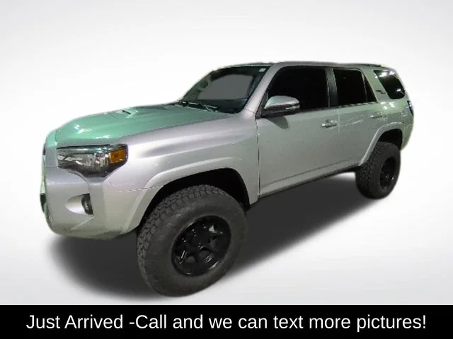 2022 Toyota 4Runner TRD Off Road Premium 4WD photo