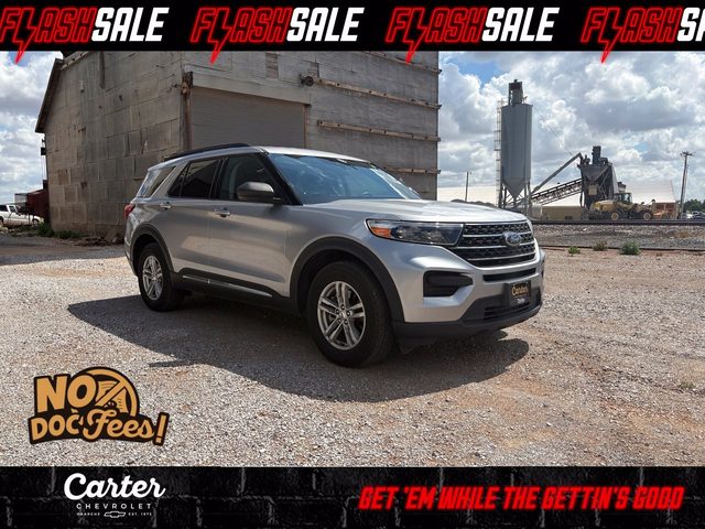 2022 Ford Explorer XLT 4WD photo