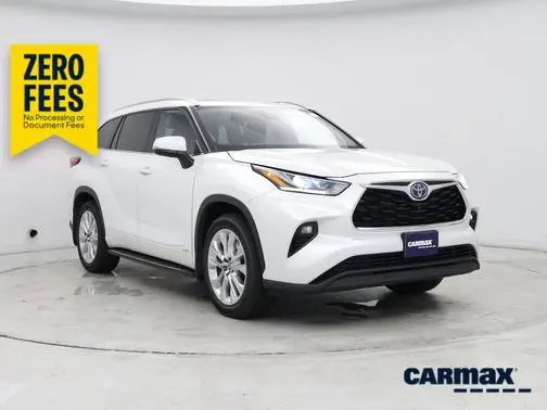 2022 Toyota Highlander Hybrid Limited AWD photo