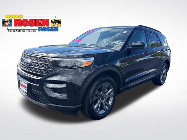 2022 Ford Explorer XLT 4WD photo