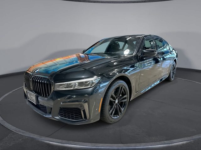 2022 BMW 7 Series 740i RWD photo