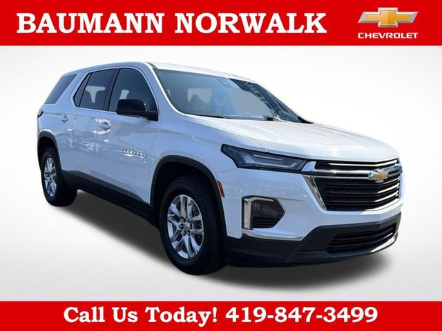 2022 Chevrolet Traverse LS FWD photo